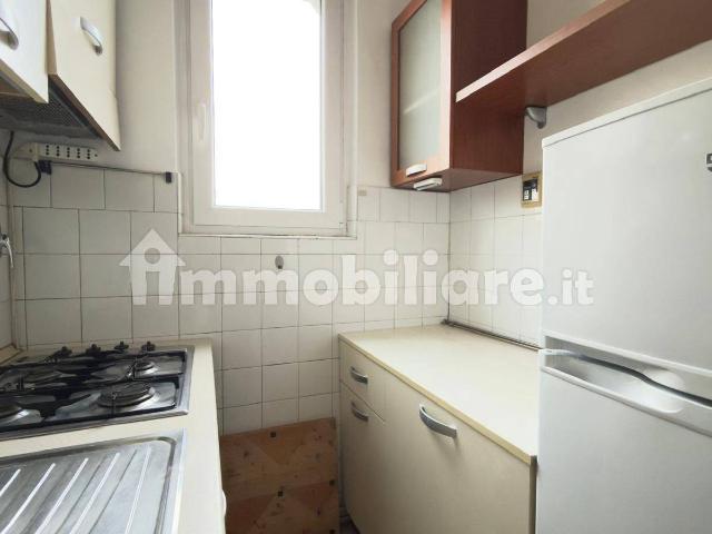Bilocale via Pavone 2, Banchette