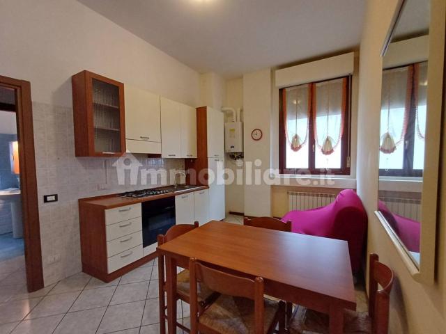 Bilocale via Padova 266, Crescenzago, Milano
