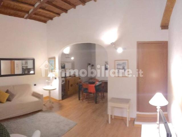 Bilocale via Palazzuolo, Borgo Ognissanti Il Prato, Firenze