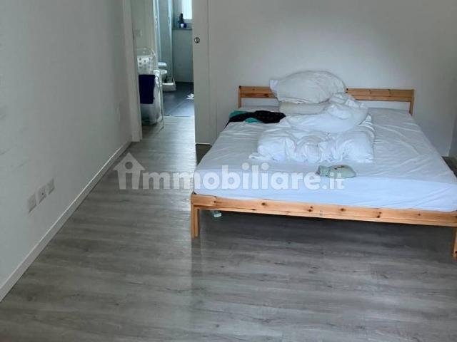 Bilocale via Pedemonte 14, Sant'Abbondio, Como