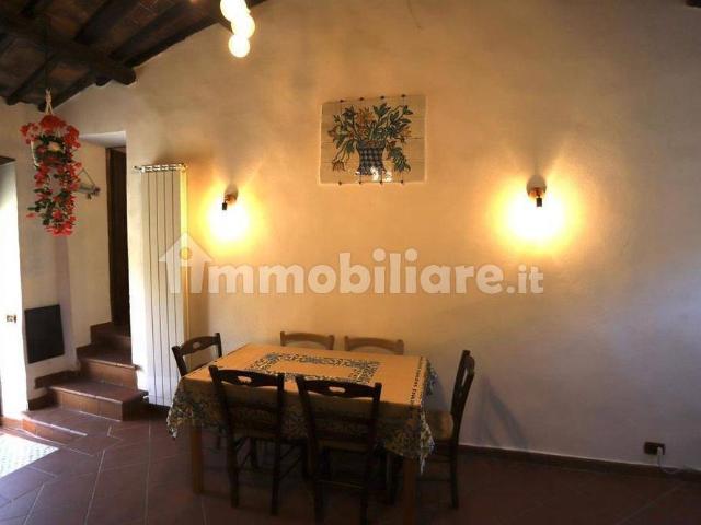 Bilocale via Pianora, Capodimonte