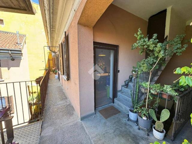 Bilocale via Pietro Custodi 12, Corso San Gottardo, Milano