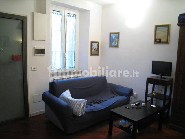 Bilocale via Pietro Custodi 8, Corso San Gottardo, Milano