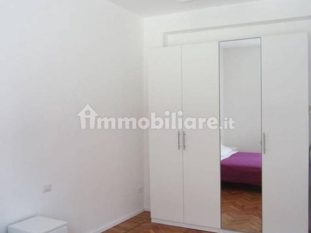 Bilocale via Pietro Cavalcabò 2, Washington, Milano