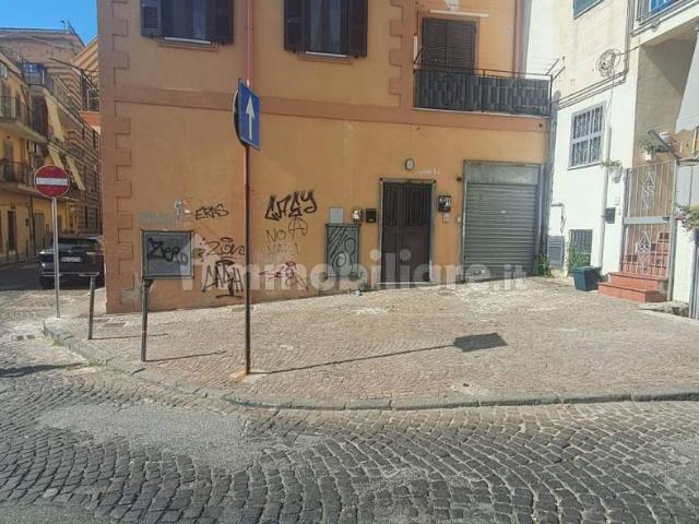 Bilocale via Pietro Ragnisco, Anfiteatro, Pozzuoli