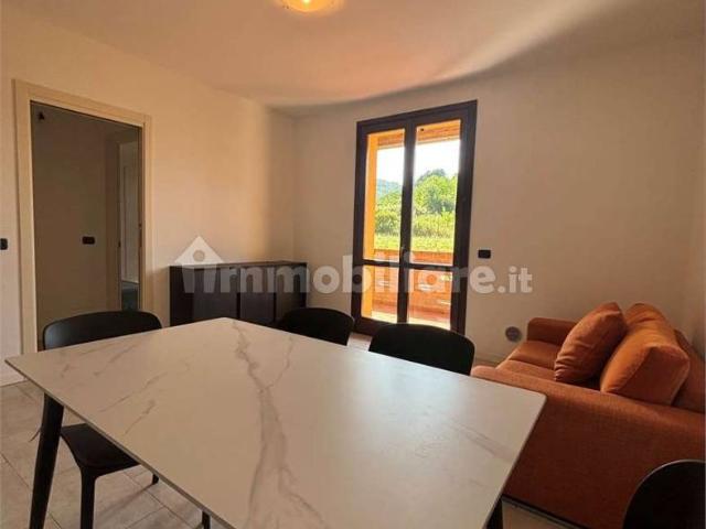 Bilocale via roma, 29, Medesano
