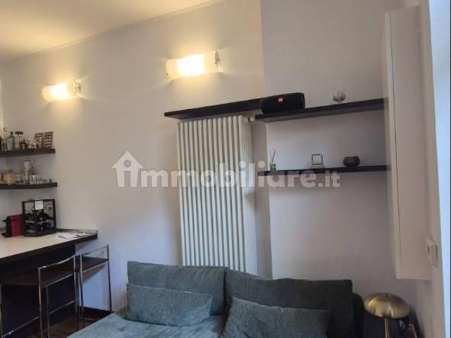 Bilocale via Ruggero di Lauria 9, Sempione, Milano