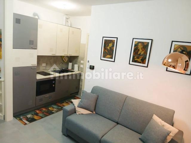 Bilocale via Todeschino 68, Centro, Sirmione