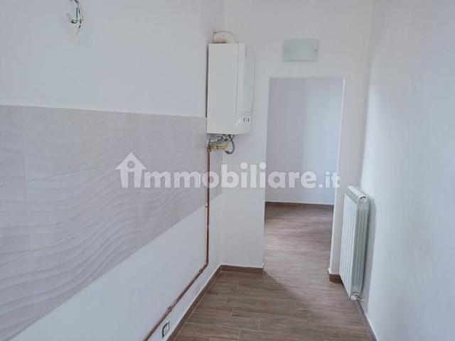 Bilocale via Torino 70, Centro, Casteggio