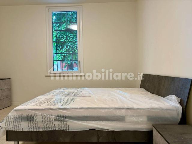 Bilocale via Tortona, Infrangibile, Piacenza