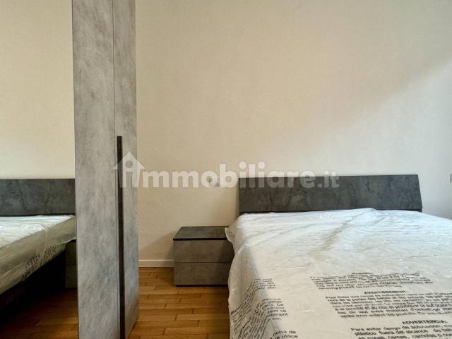 Bilocale via Tortona, Infrangibile, Piacenza