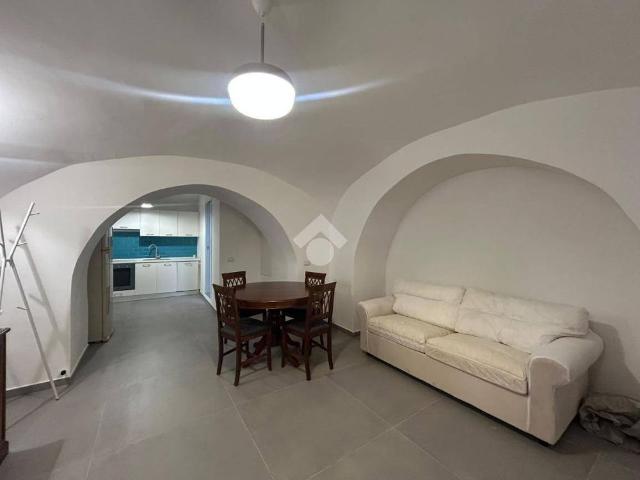 Bilocale via tito angelini 14, Vomero, Napoli