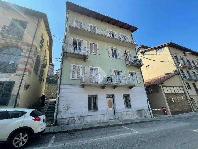 Bilocale via Umberto I 43, Lanzo Torinese