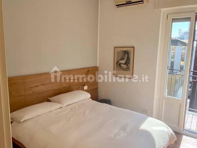 Bilocale via Voghera 9A, Solari, Milano