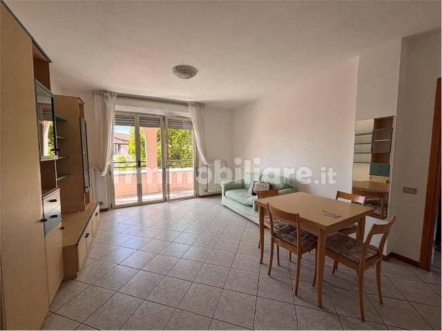 Bilocale via volturno, 23, Bobbiate Schiranna, Varese