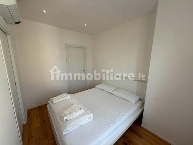 Bilocale via Valbrona 4, Greco Segnano, Milano
