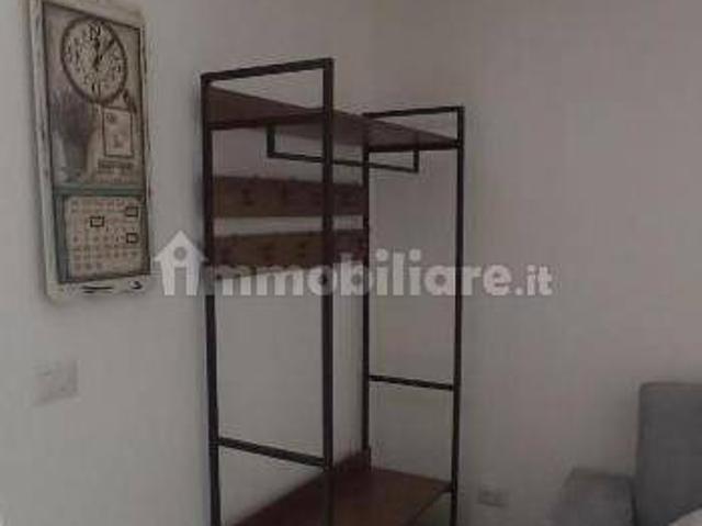 Bilocale via Valona 73, Umbertina Madonnella, Bari