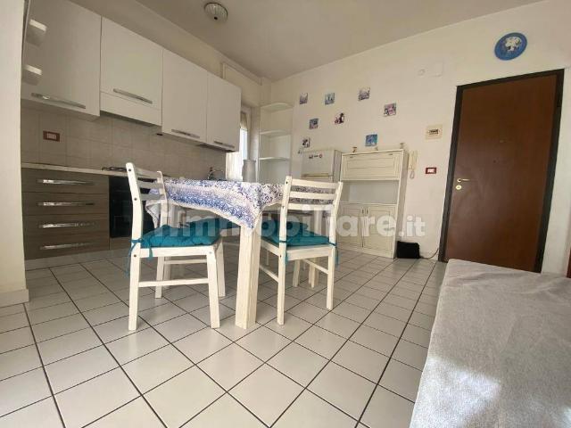 Bilocale via Valle d'Aosta 9, Villa Verrocchio, Montesilvano