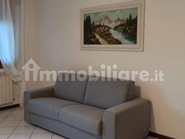 Bilocale via Vittorio Veneto 44, Centro, Dolo