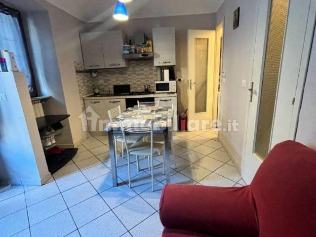 Bilocale via Vigone 28, Tabona, Borgo Nuovo, Pinerolo