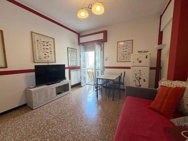 Bilocale via Villagrande, 43, Centro, Varazze