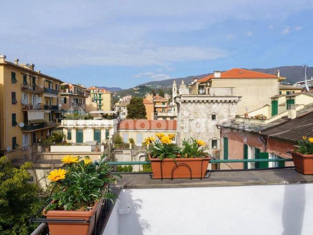 Bilocale via Xx Settembre, Centro, Lavagna