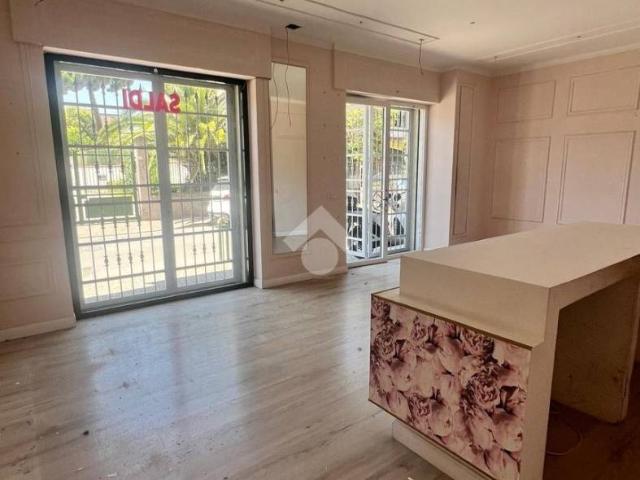 Bilocale via zara 49, Centro, Acerra