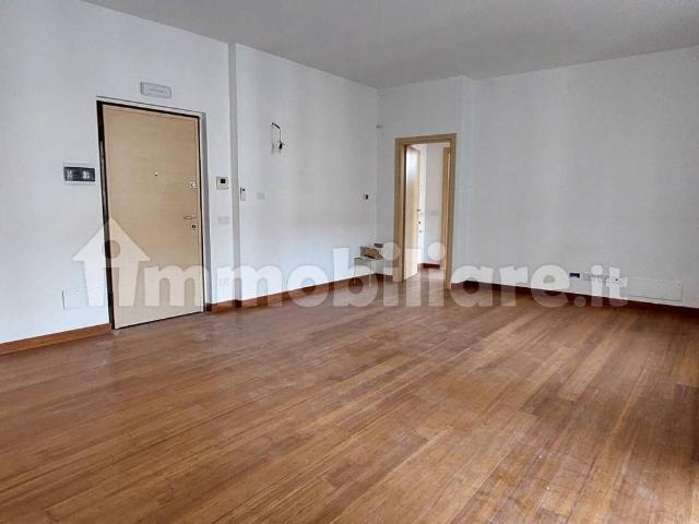 Bilocale viale Tancredi Galimberti, Centro, Valenza