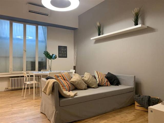 Bilocale viale Beatrice d'Este 39, Quadronno Crocetta, Milano