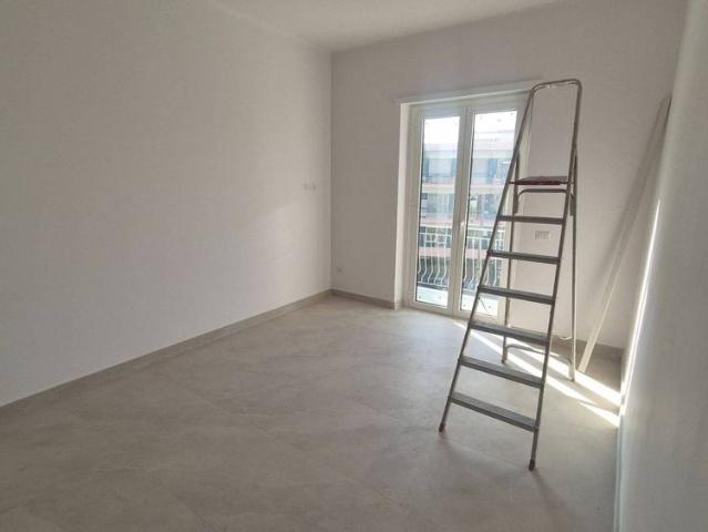 Bilocale viale Colli Aminei 130, Colli Aminei Capodimonte, Napoli