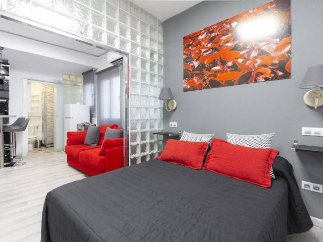 Bilocale viale Dante Alighieri 21, Centro, Riva del Garda