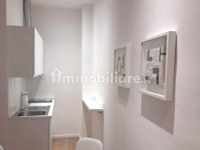 Bilocale viale dei Mille 8, Campo di Marte, Firenze