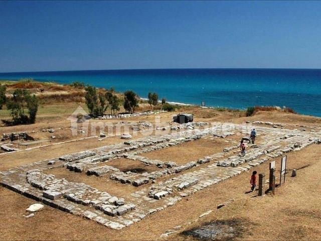 Bilocale viale della Libertà 43, Monasterace Marina, Monasterace