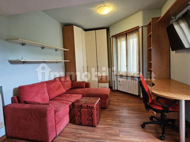 Bilocale viale di Focene, Focene, Fiumicino