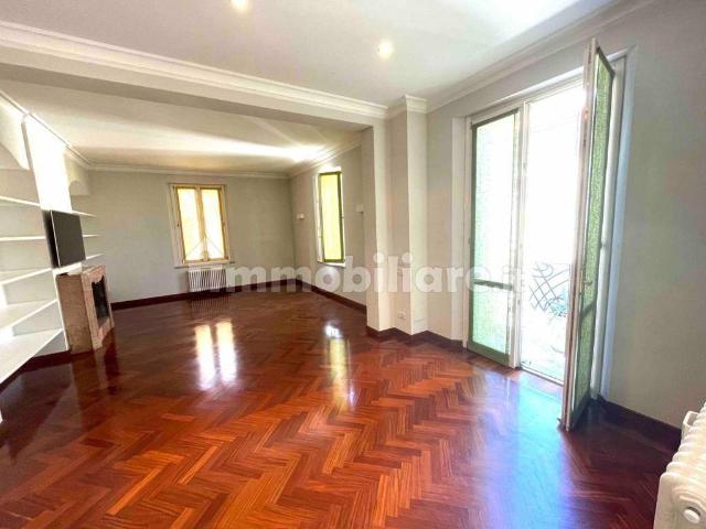 Bilocale viale Giosuè Carducci, Musicisti, Carpi