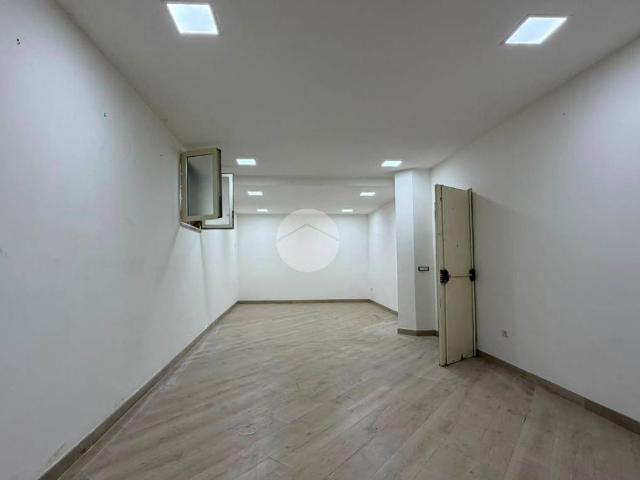 Bilocale viale John Fitzgerald Kennedy 57, Aversa