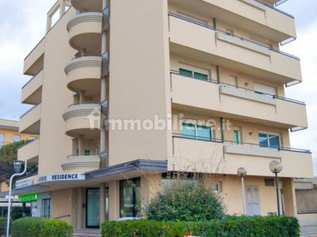 Bilocale viale Porto Palos 35, Viserbella, Rimini