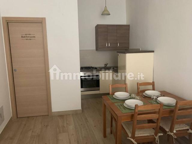 Bilocale Vico Gabriele Morola 44, Trani