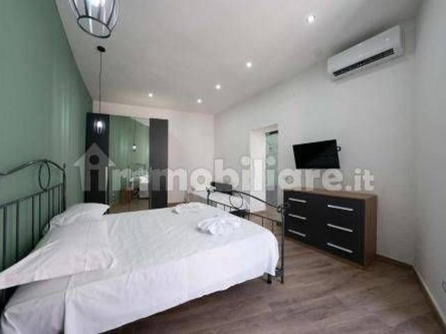 Bilocale Vico Lammatari 51, Sanità, Napoli