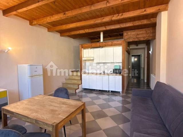 Bilocale vicolo Bettolino 30, Piazzale Milano Stazione, Piacenza