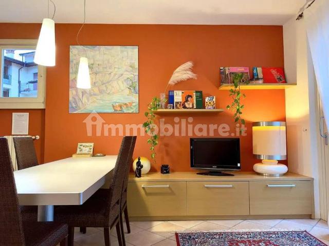 Bilocale vicolo della Manica, Centro, Iseo