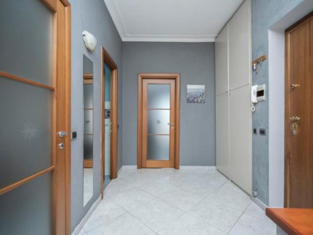 Bilocale zona Mirafiori sud rif. 76/26