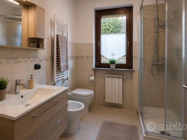 Bilocale a Muggiò con balcone