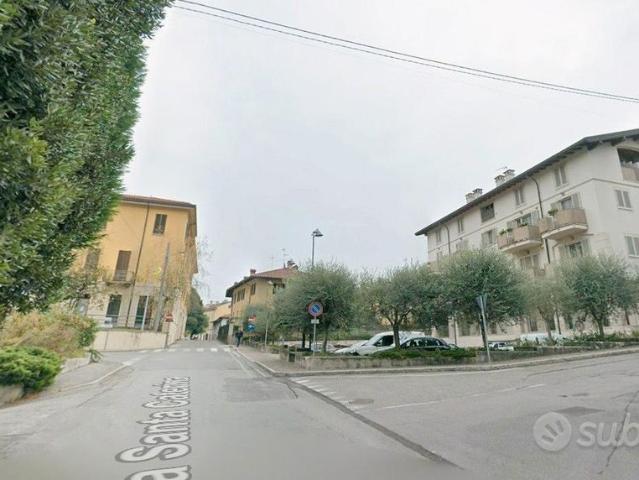 Bilocale a Besana Brianza posto auto riservato