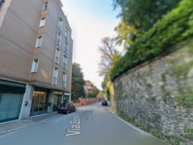 Bilocale a COMO con POSTO AUTO