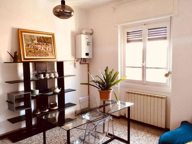 Bilocale Alzaia Naviglio Grande, 42, Navigli Darsena, Milano