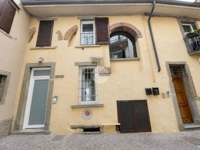 Bilocale Appartamento via Buelli, Sarnico