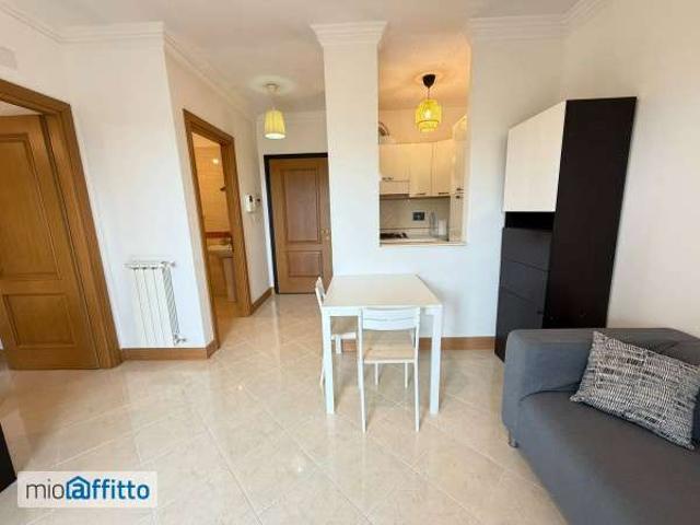 Bilocale arredato Trieste, salario