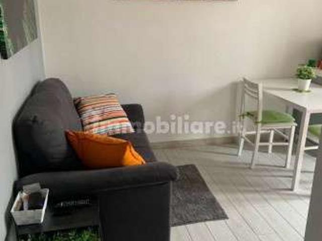 Bilocale arredato Varese