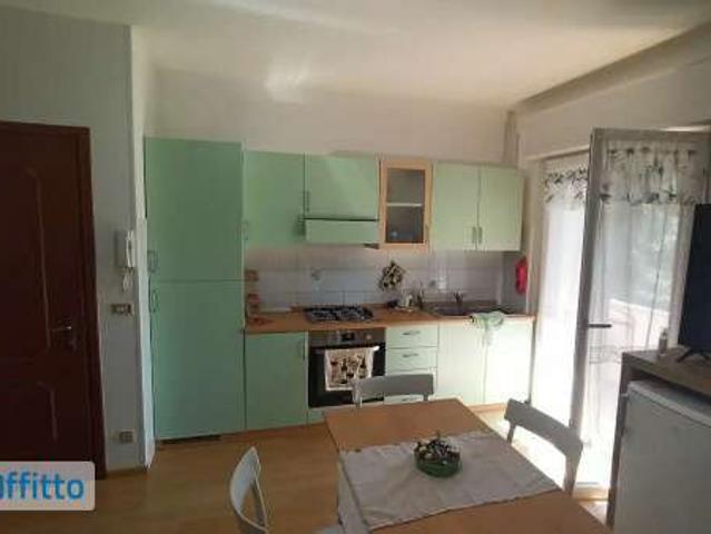 Bilocale arredato Viale roma